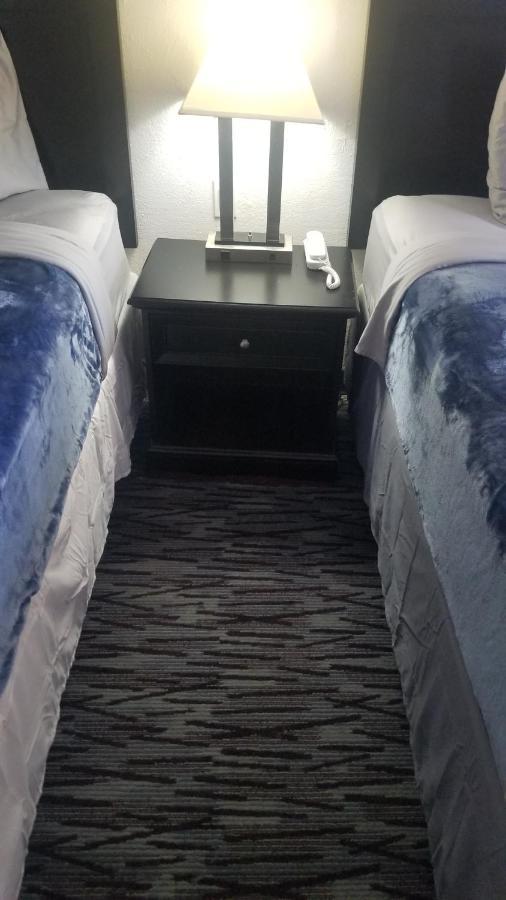Hotel King Bed Hotel Room 110 Wi-Fi Booking Stillwater Exteriör bild